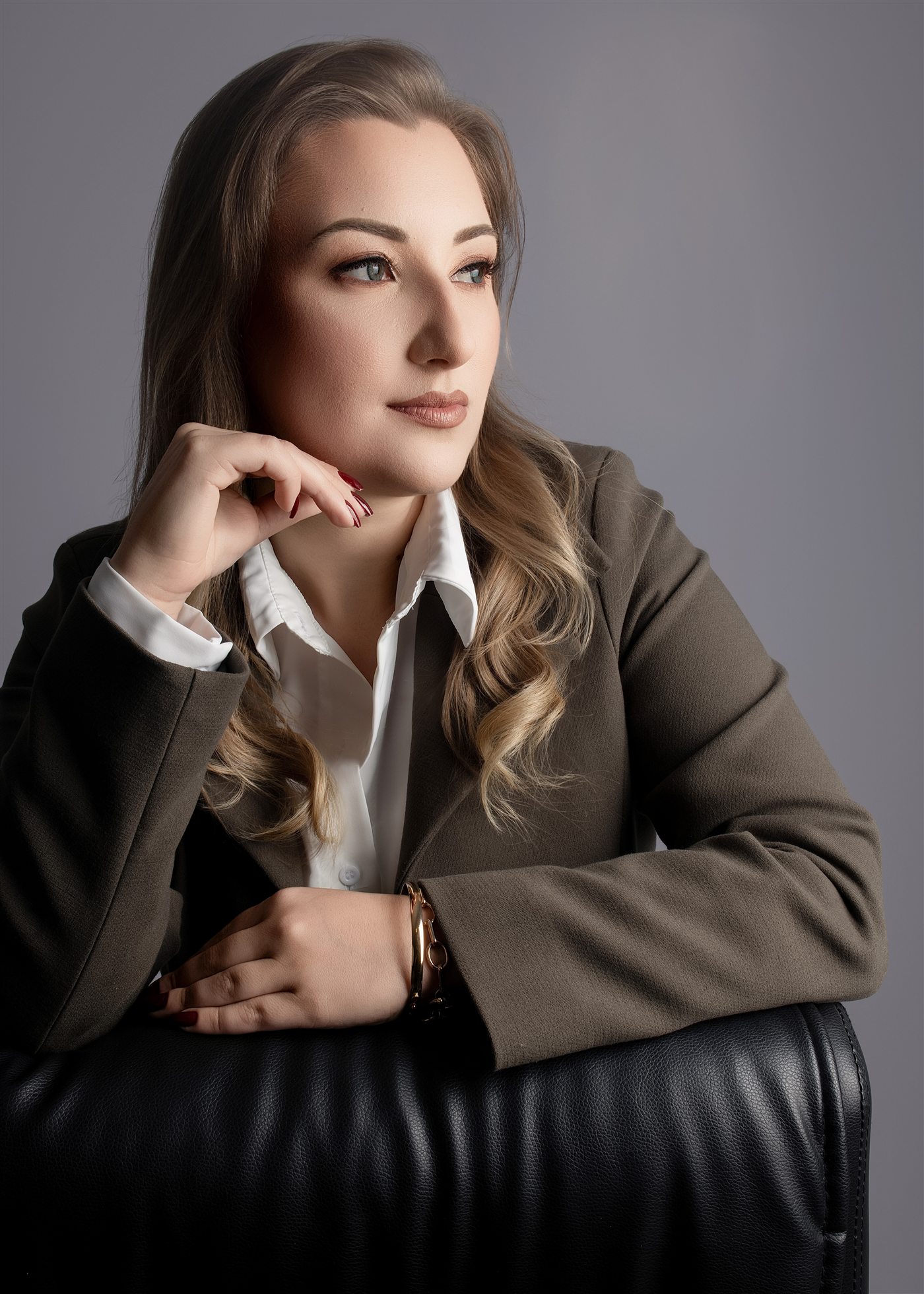 Caroline Wengrzen, advogada